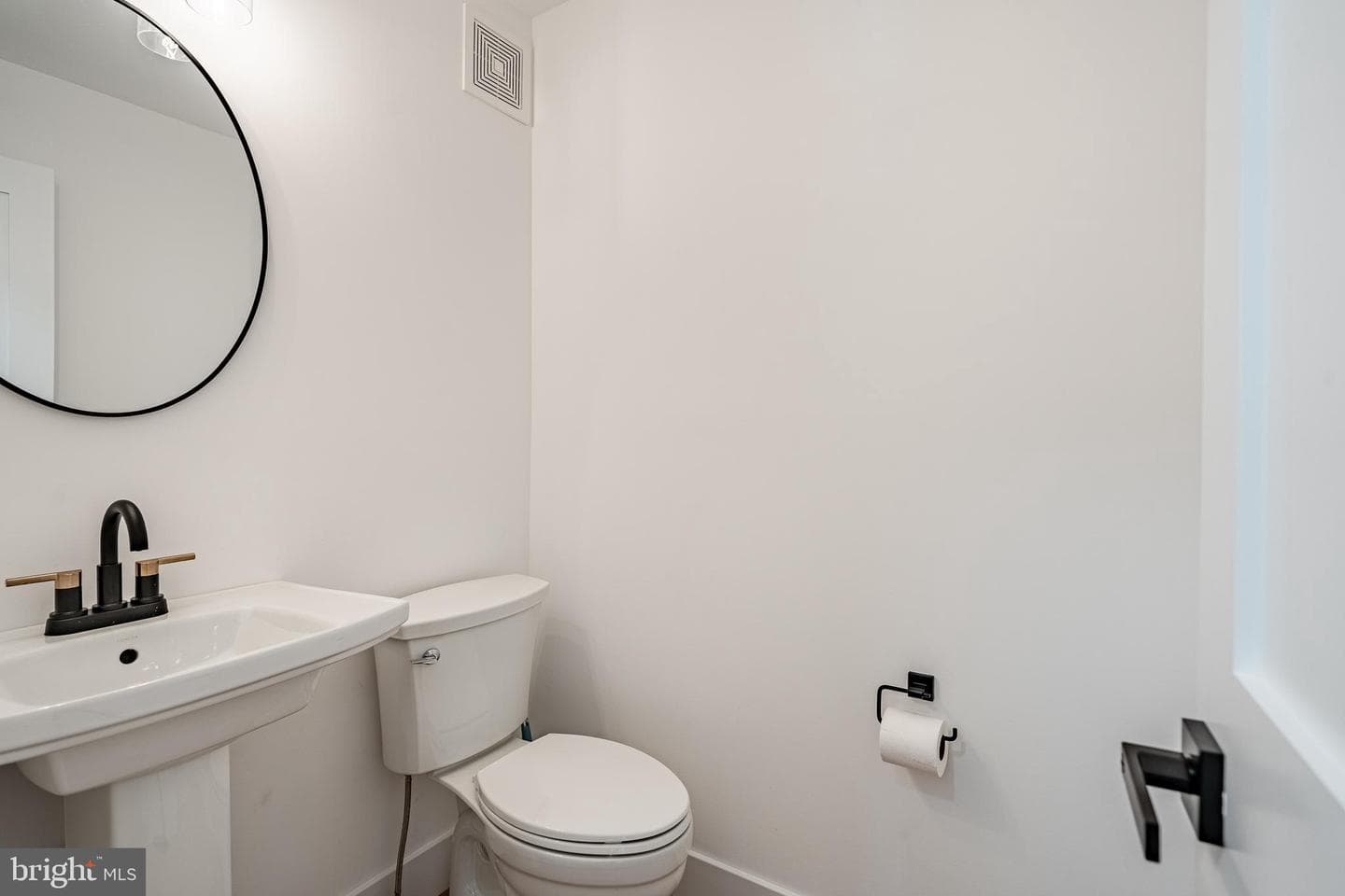 904 Sylvania Lane photo 21