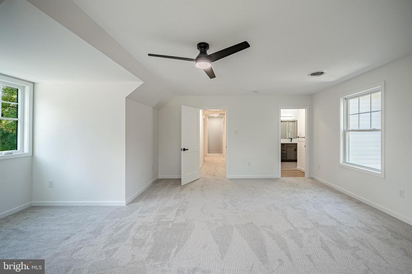 904 Sylvania Lane photo 25