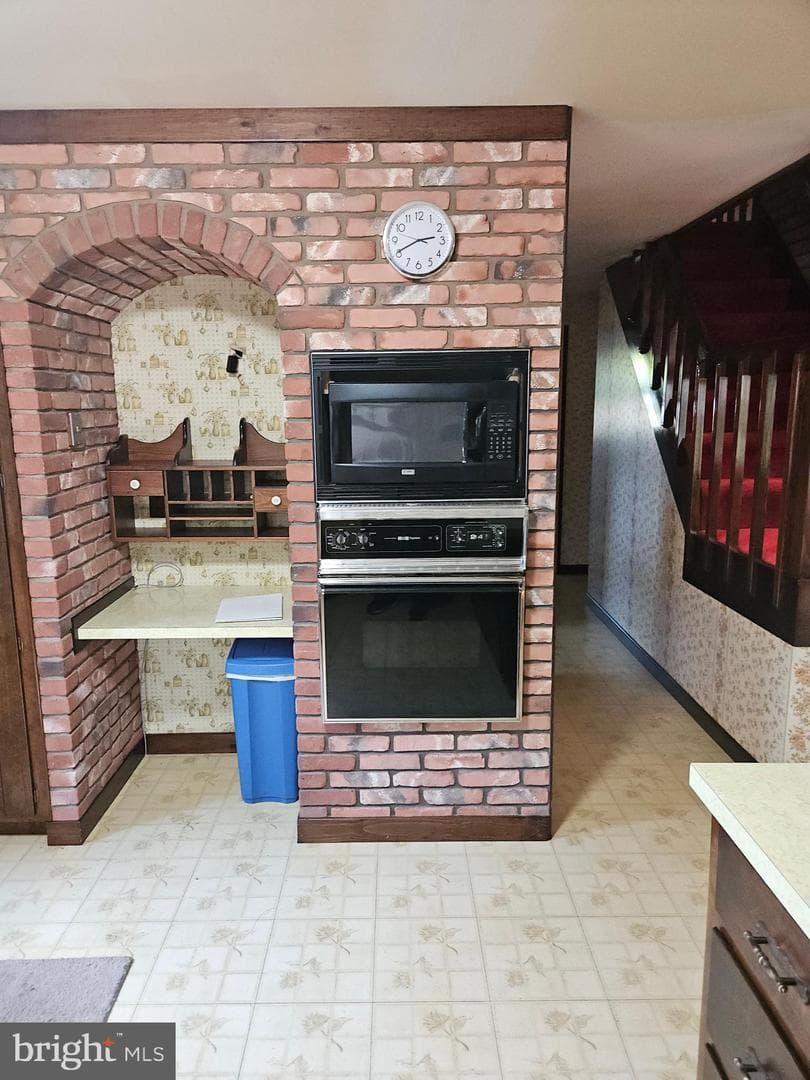 47 Roberts Circle photo 27