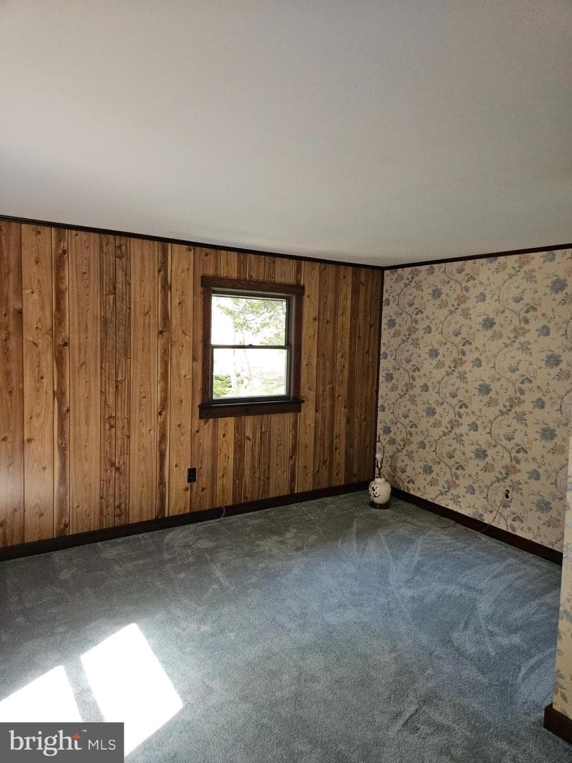 47 Roberts Circle photo 9