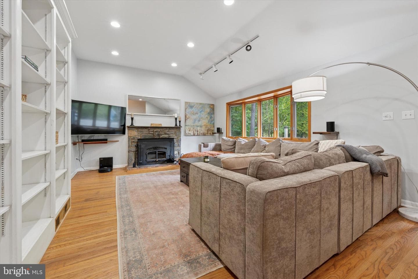 808 Berwyn Baptist Road photo 3