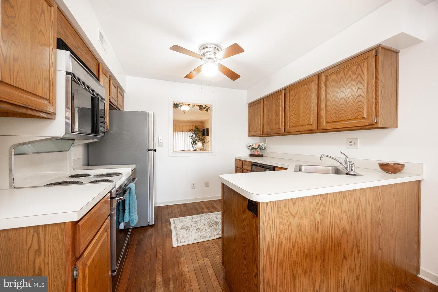 605 Durham Court #605 photo 6