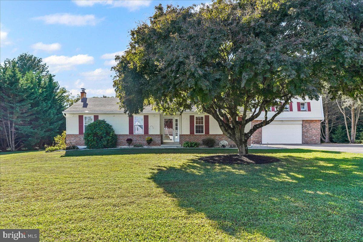 118 Westview Drive photo 1