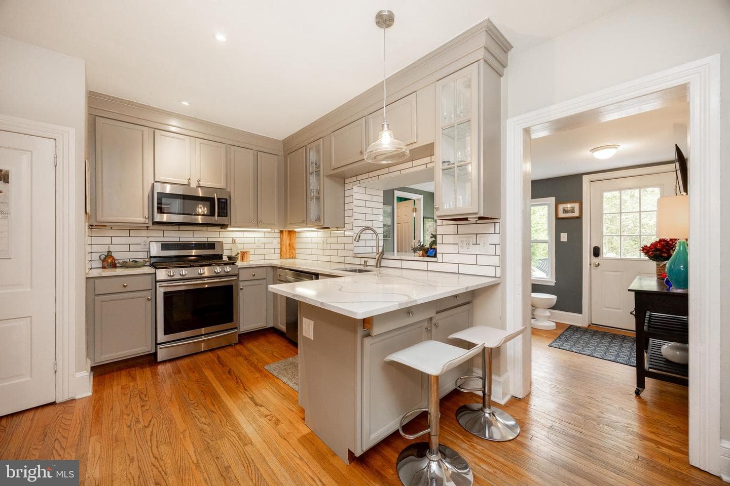 347 E Biddle Street photo 8