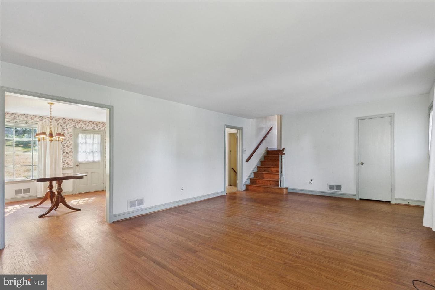 306 Devonshire Road photo 5