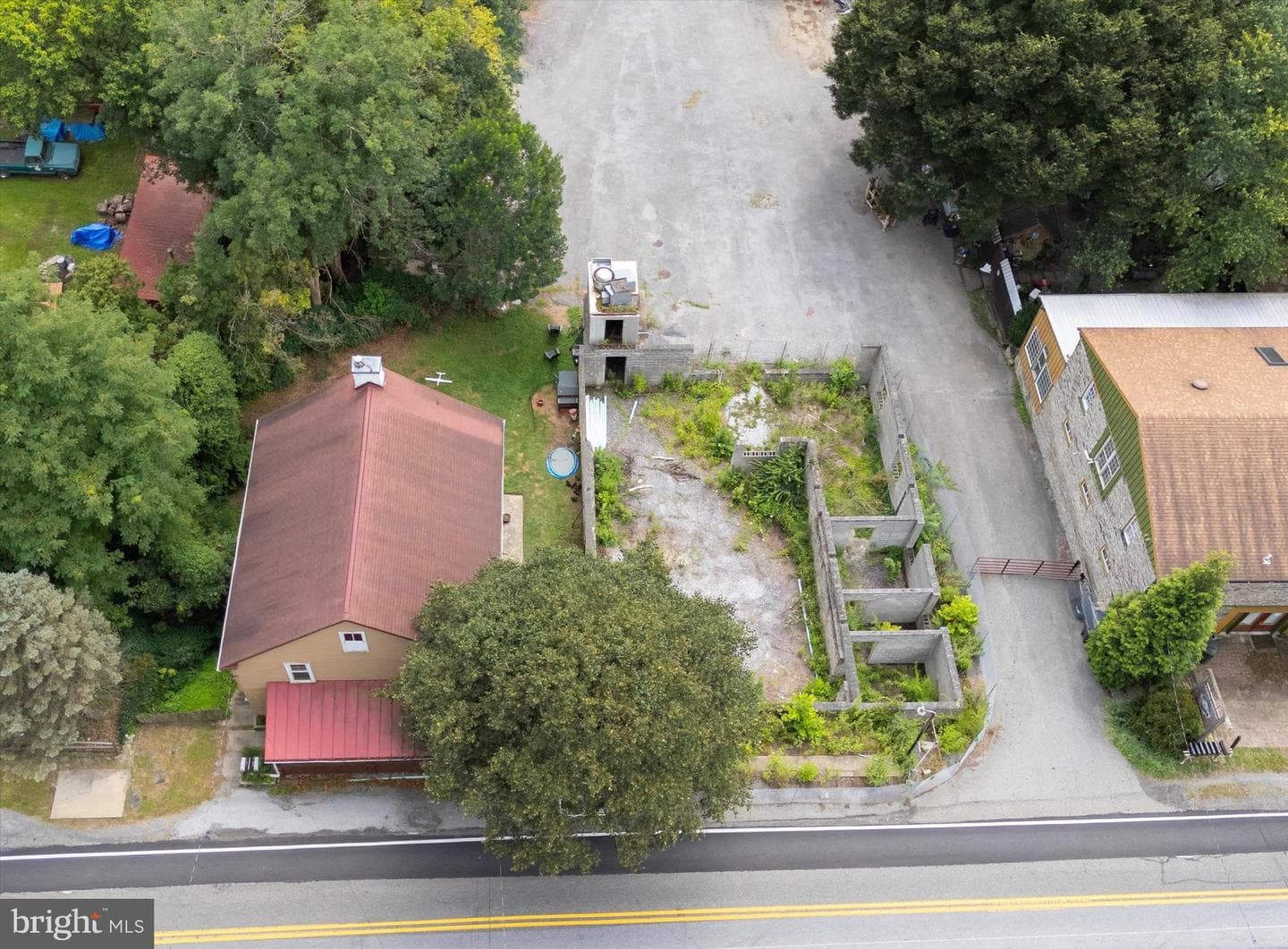 2090 Strasburg Road photo 4
