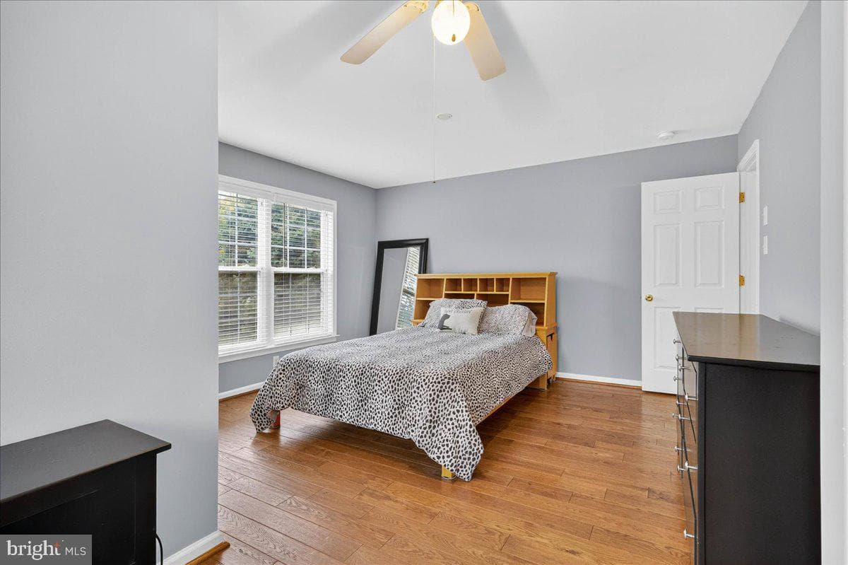 215 Meetinghouse Lane photo 33