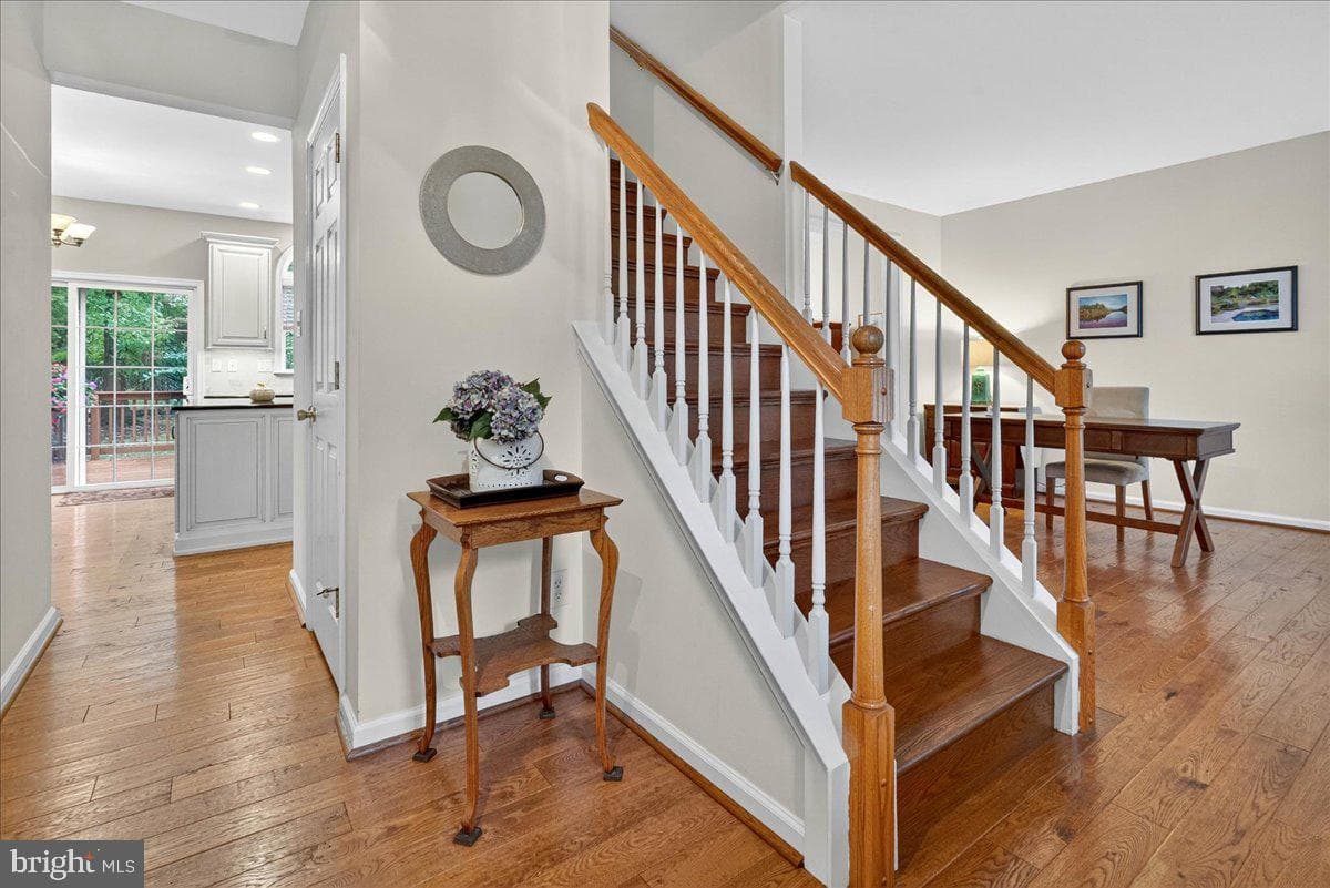 215 Meetinghouse Lane photo 8