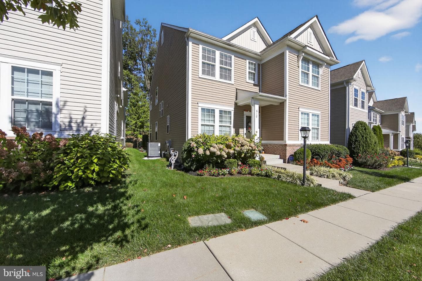 618 Kent Court photo 2