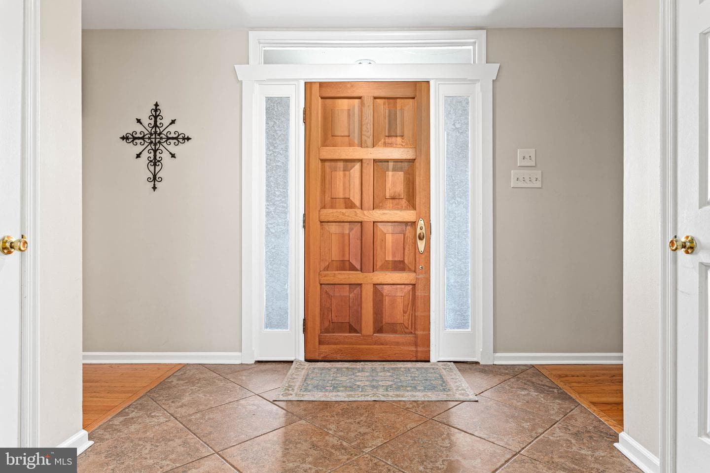 1518 Greenhill Road photo 3