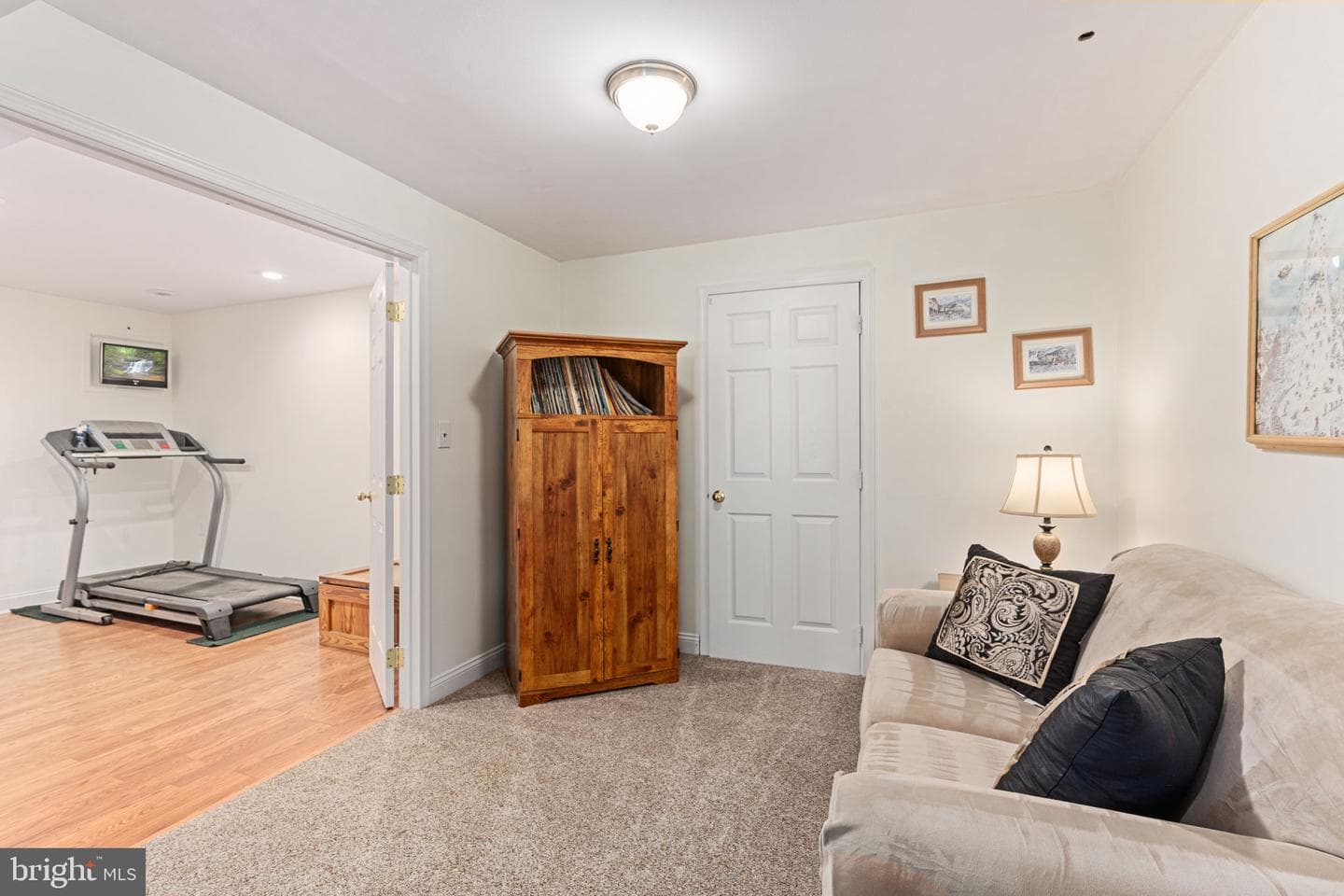 16 Angelica Drive photo 35