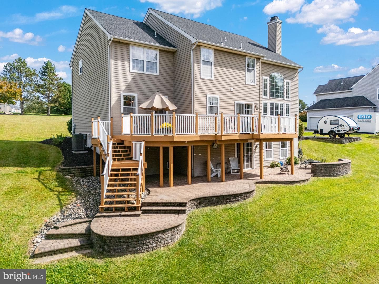 16 Angelica Drive photo 37