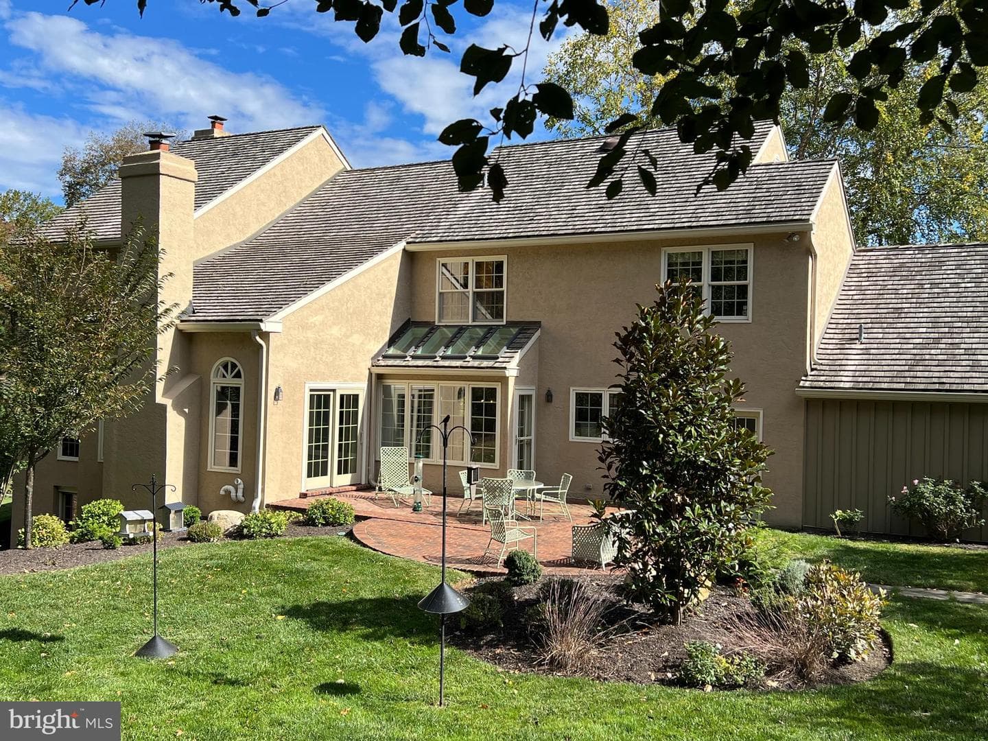 287 Stonegate Drive photo 3