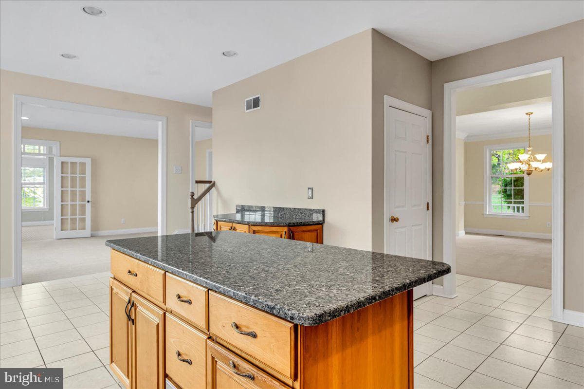 54 Mccormick Way photo 15