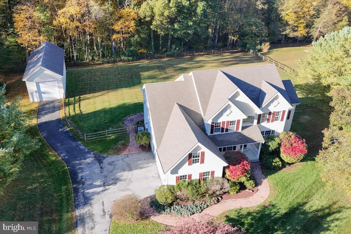 54 Mccormick Way photo 3