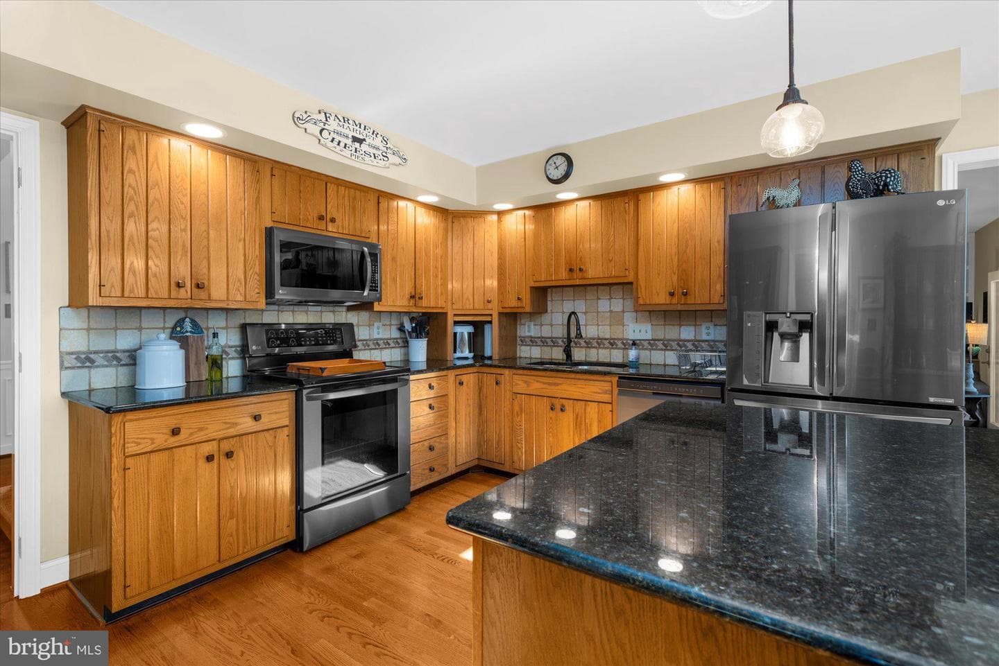 148 Barton Drive photo 13