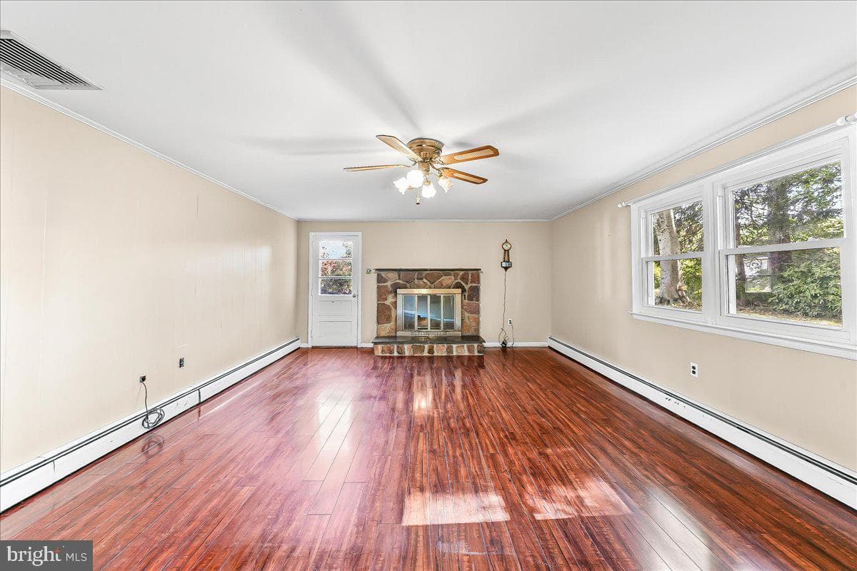 1212 Sylvan Road photo 5