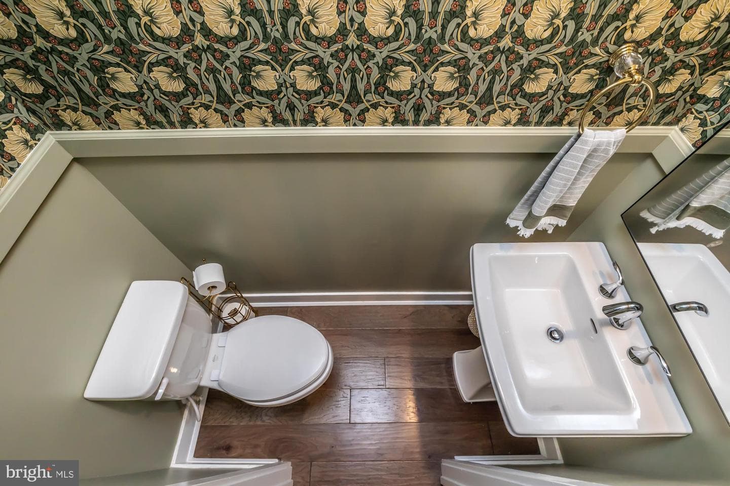 958 Skylar Court photo 8