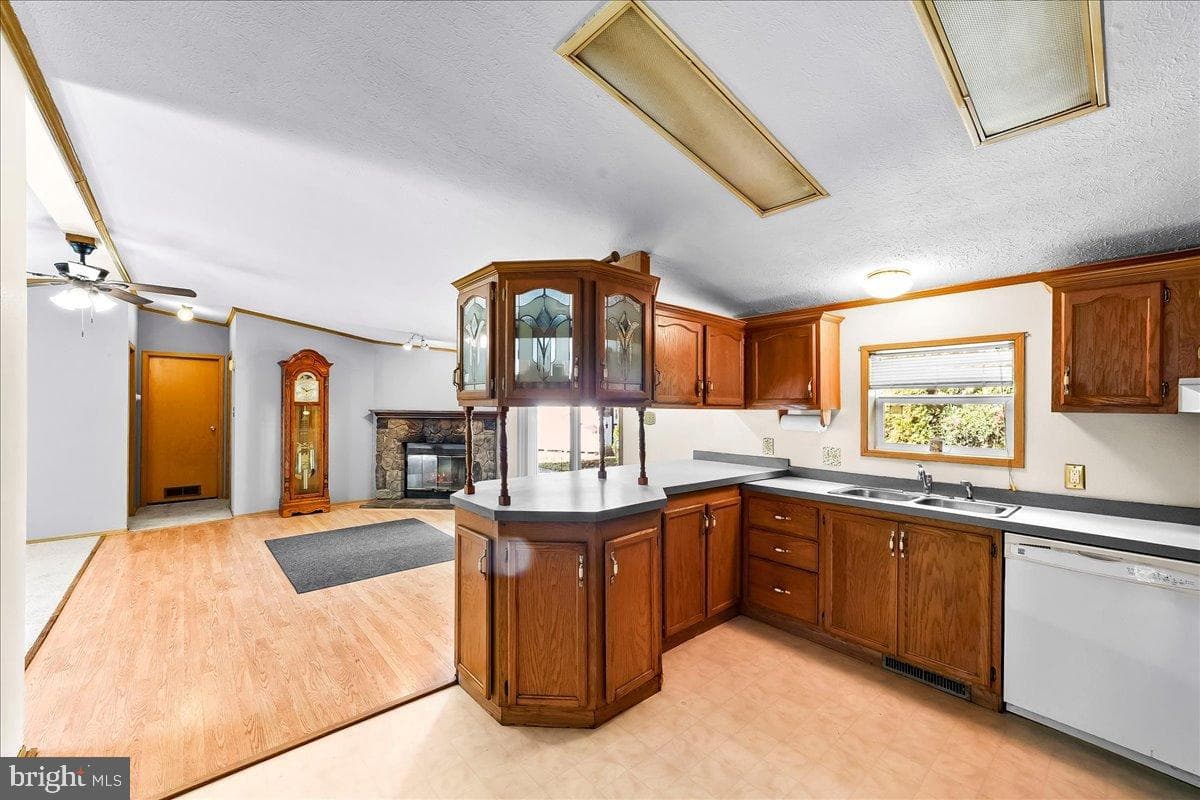 448 N Mill Road photo 12