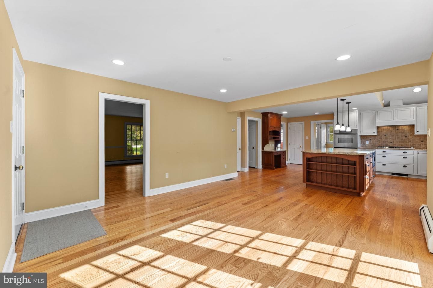 520 Hawthorne Place photo 17