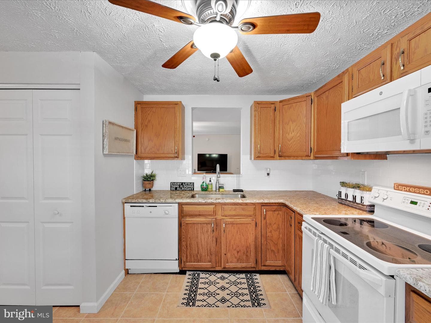 373 Adams Street photo 10