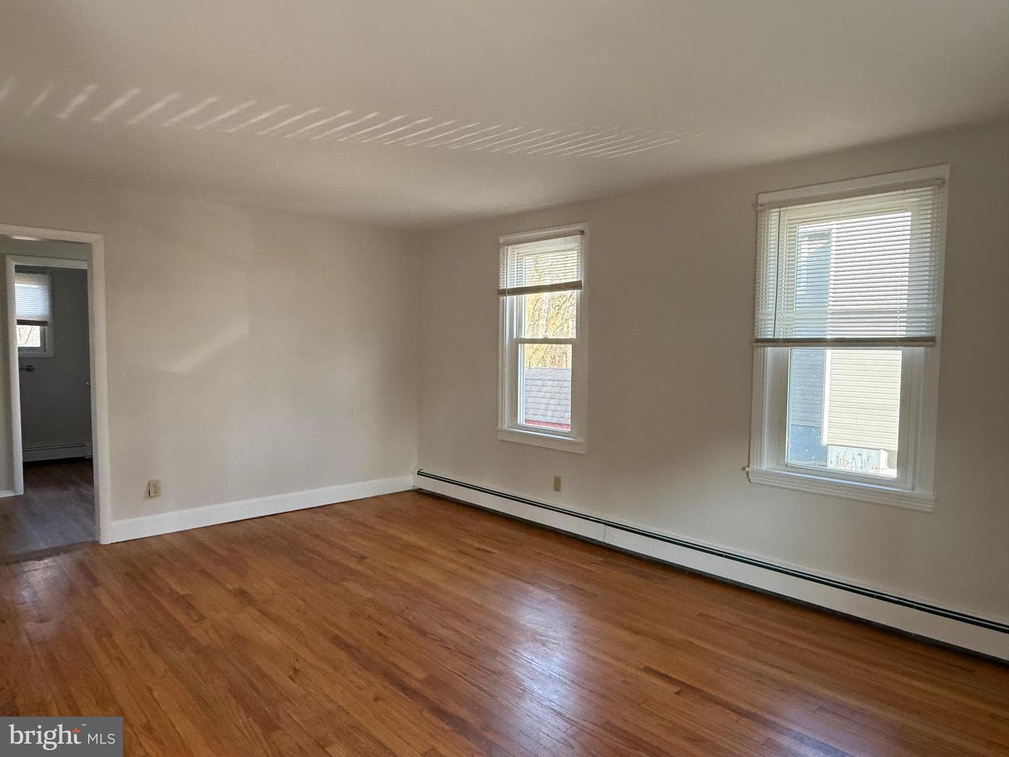 121 E Harmony Road photo 12