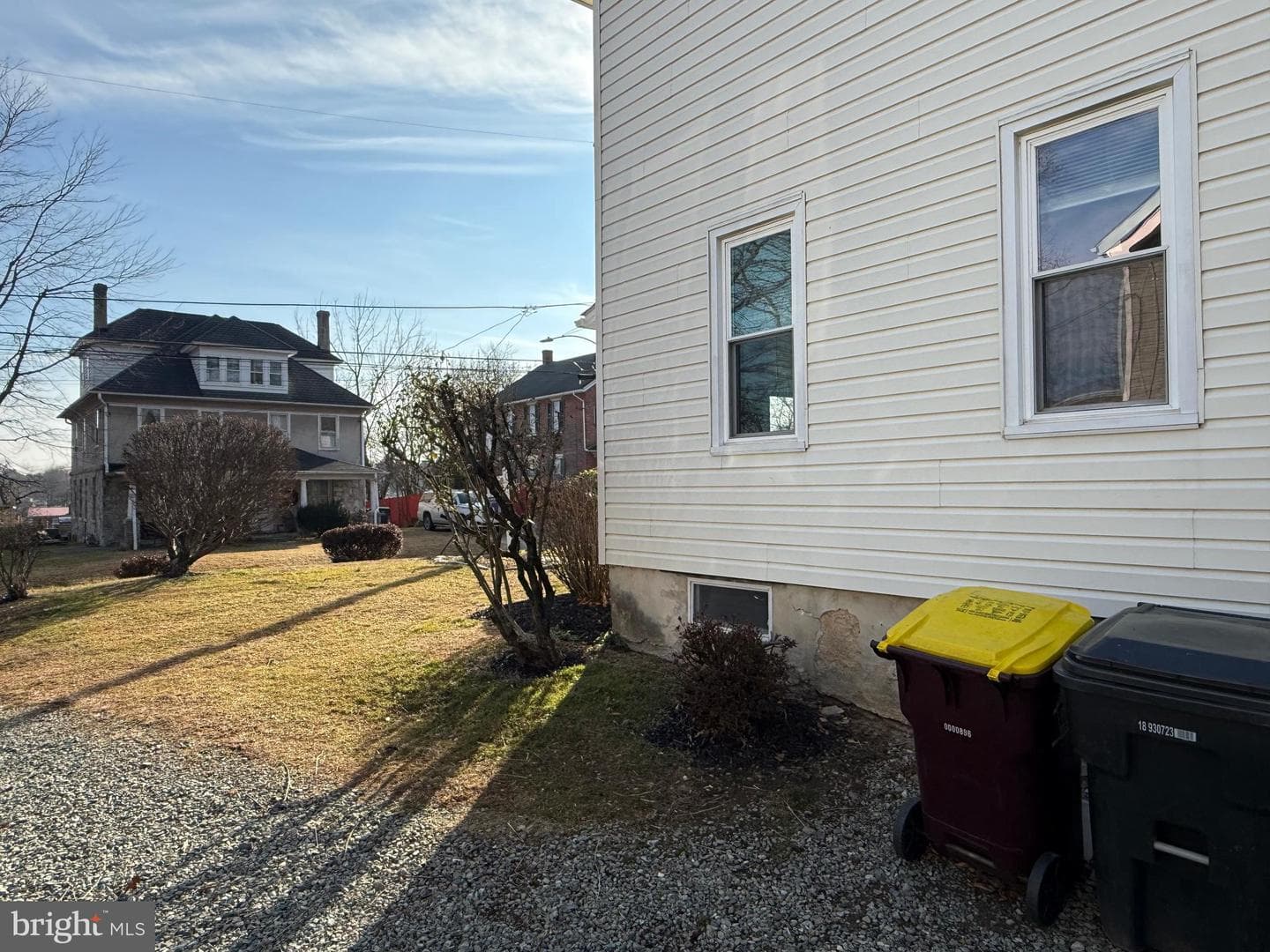 121 E Harmony Road photo 40