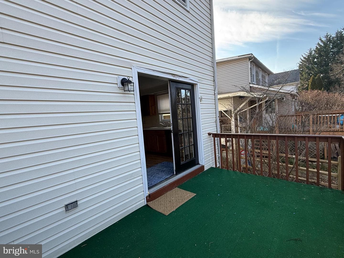 121 E Harmony Road photo 41