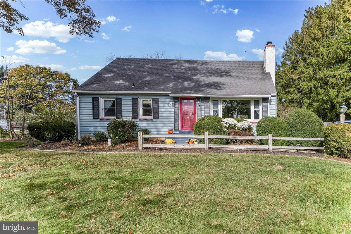2945 Strasburg Road photo 1