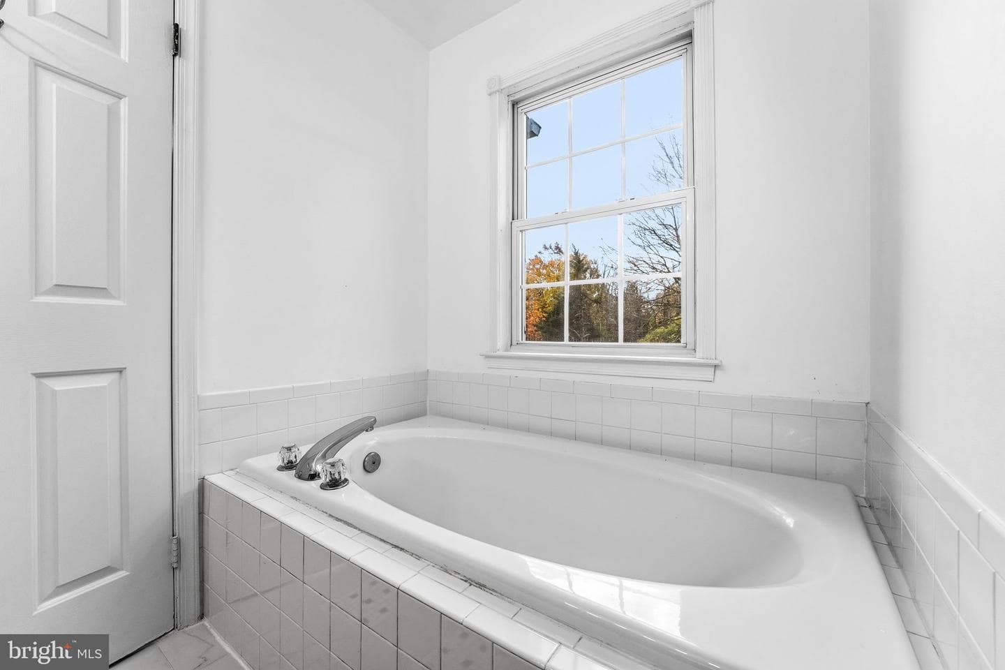120 Ashley Road photo 35