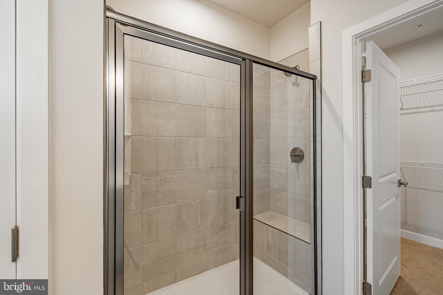 1713 Hydrangea Way photo 16