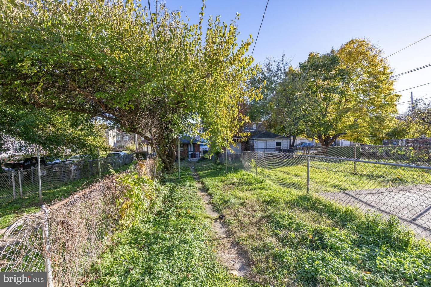 318 W Lincoln Highway photo 4