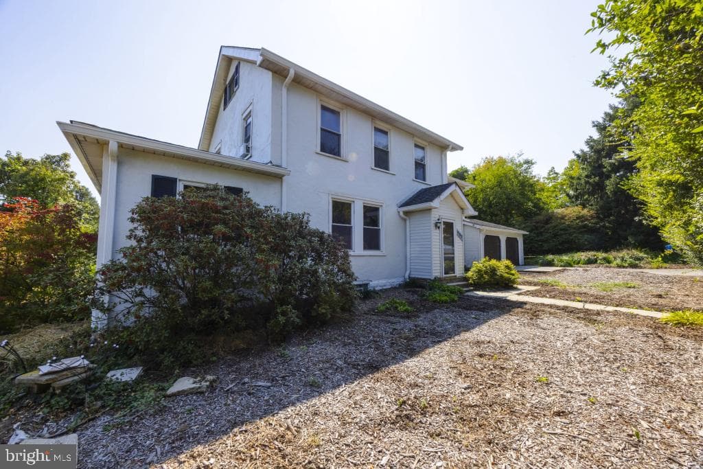 852 Cedar Avenue photo 3