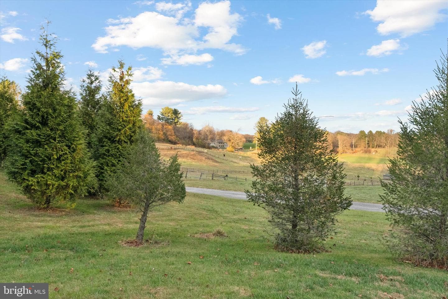 1392 Hickory Hill Road photo 33