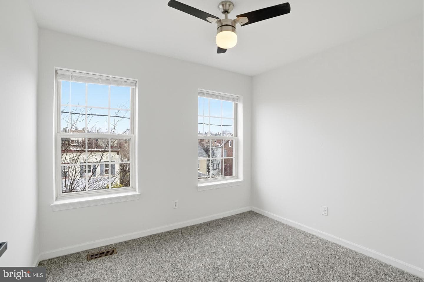 326 Jefferson Avenue #26 photo 27
