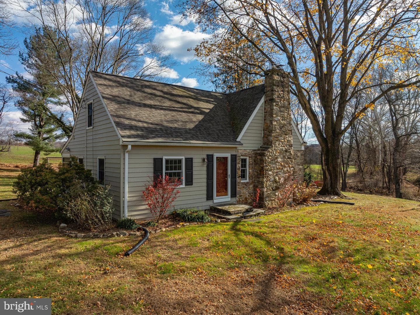 570 Lewisville Road photo 2
