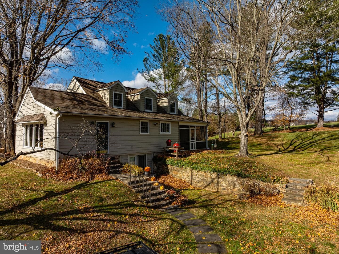 570 Lewisville Road photo 3