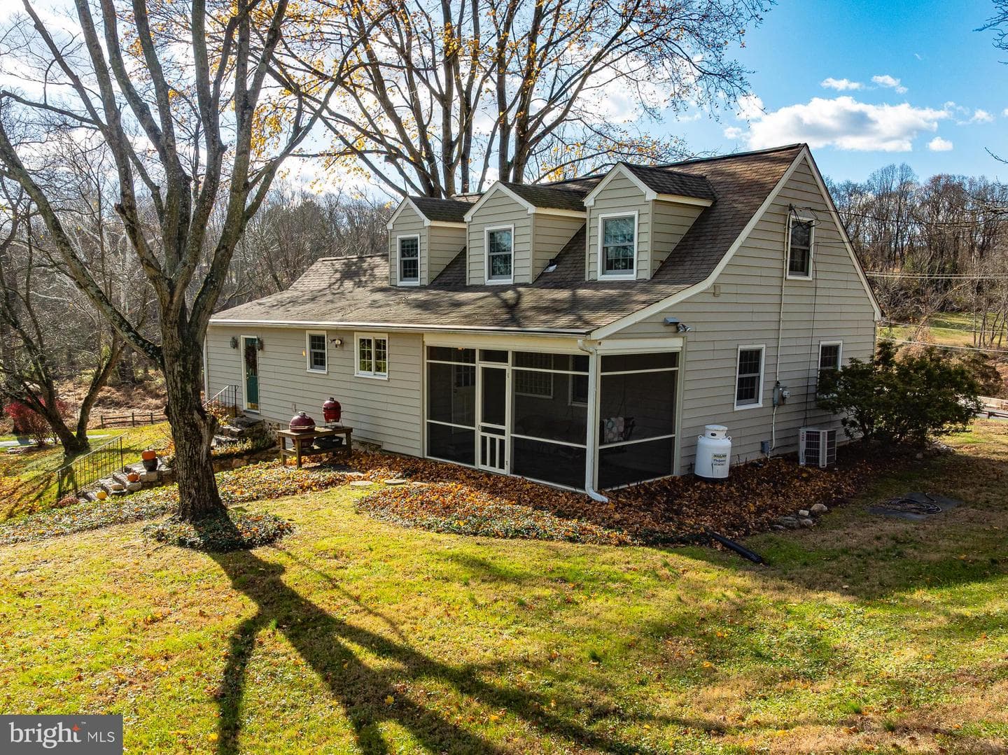 570 Lewisville Road photo 4