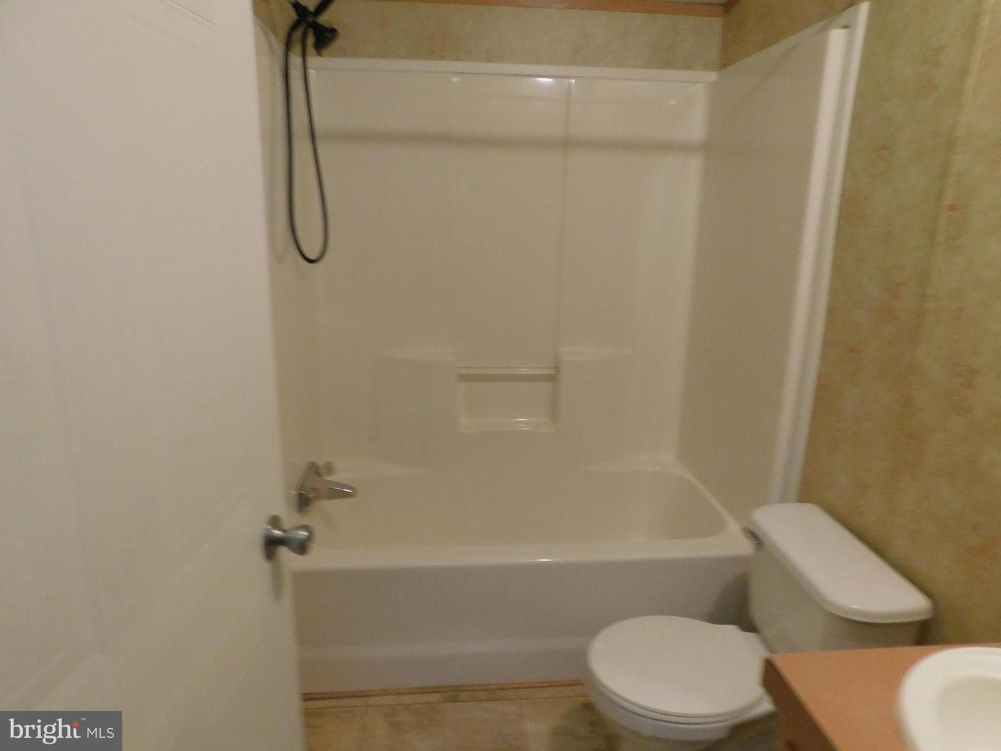 211 Michael Road photo 8