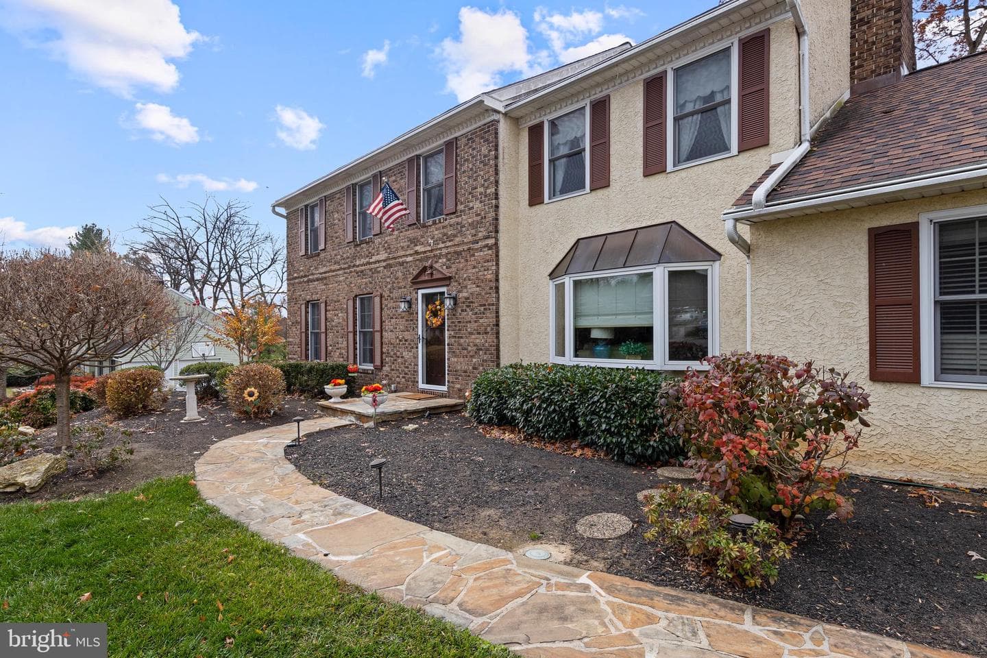 1586 Salomon Lane photo 2
