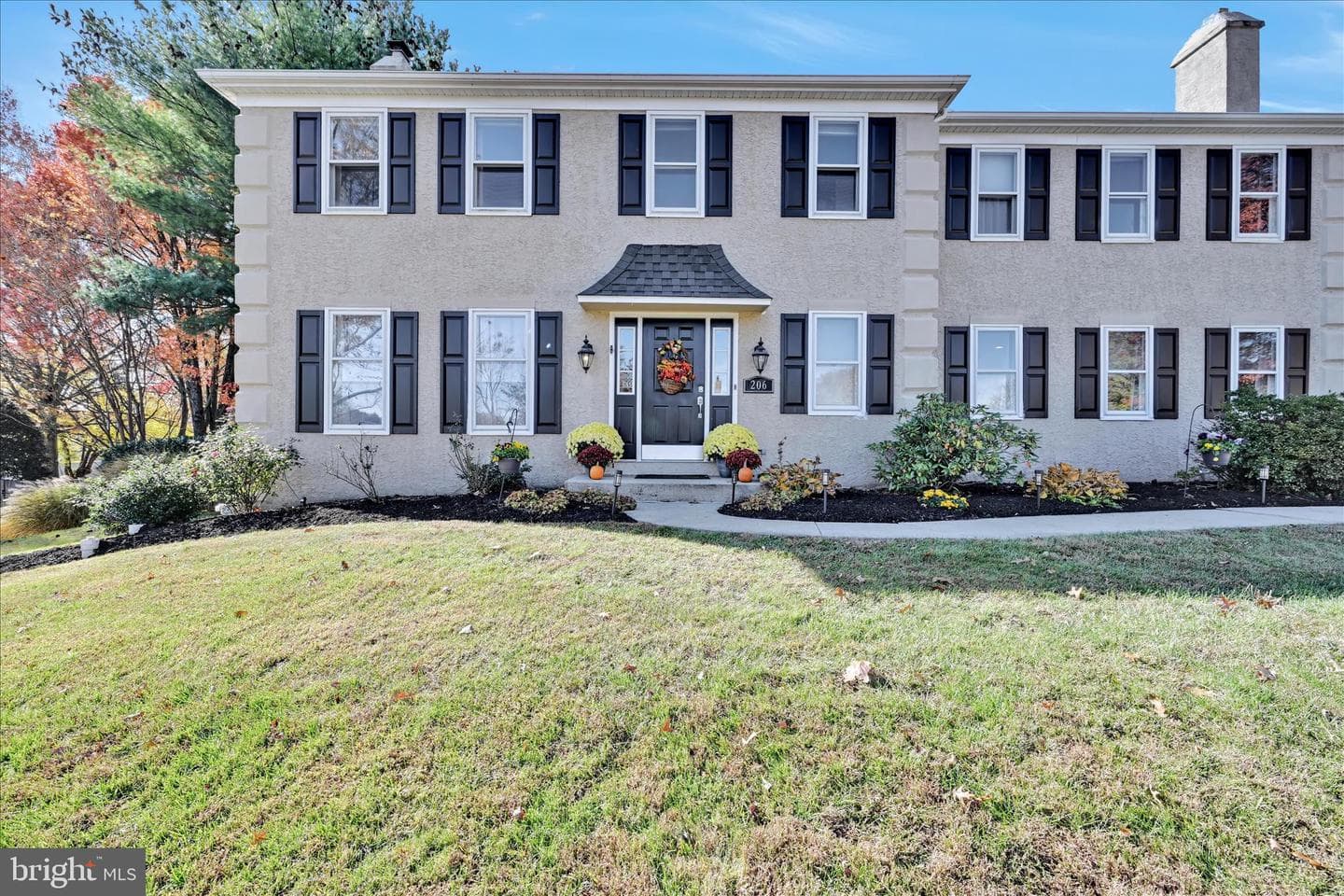 206 Marie Road photo 1
