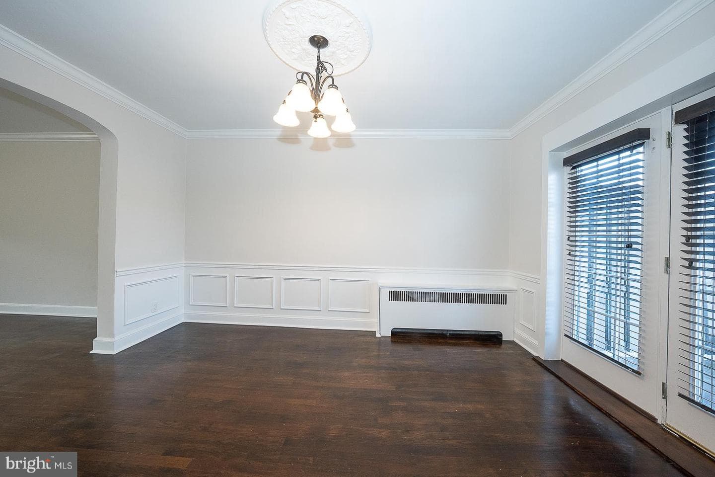 339 William Street photo 11