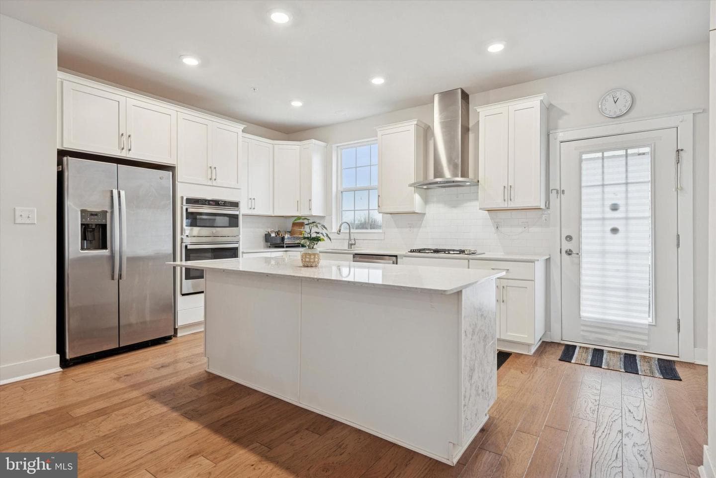 235 Red Leaf Lane photo 8