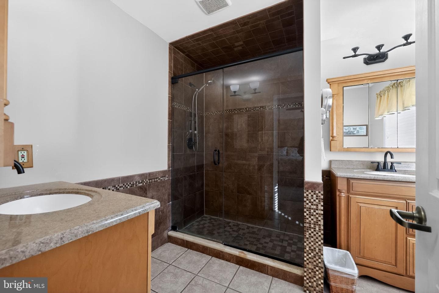 17 Buttonwood Drive photo 14