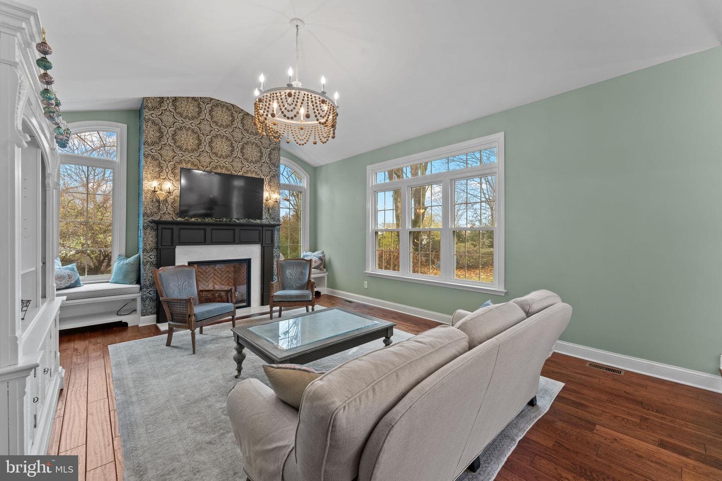 1054 W King Road photo 12