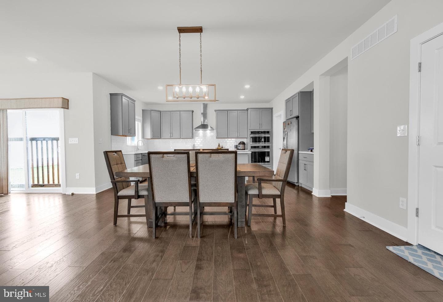 422 Emerald Court photo 21