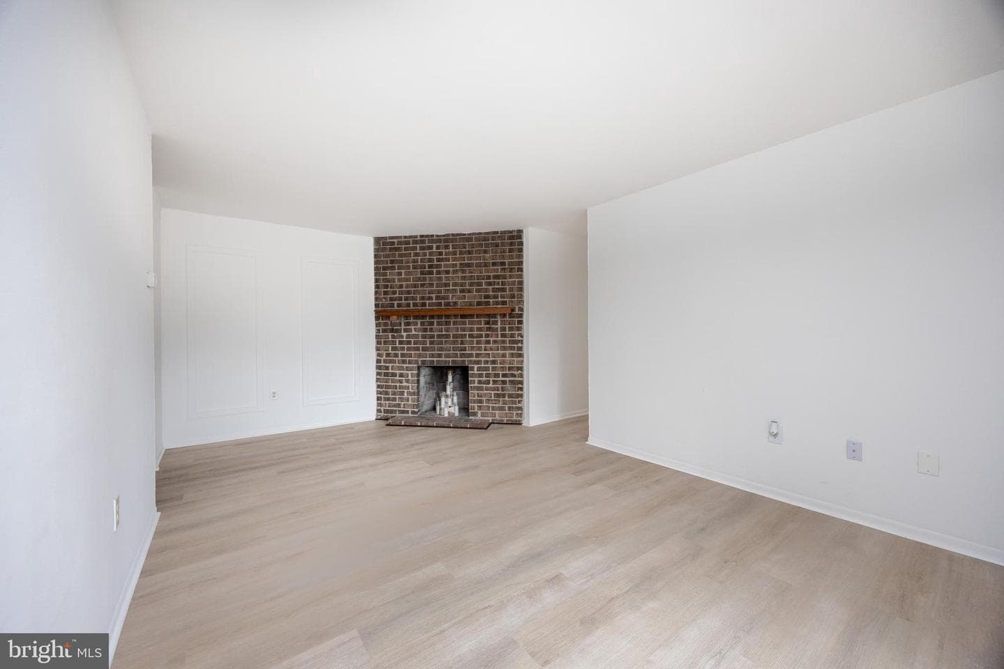 1717 Valley Drive photo 7