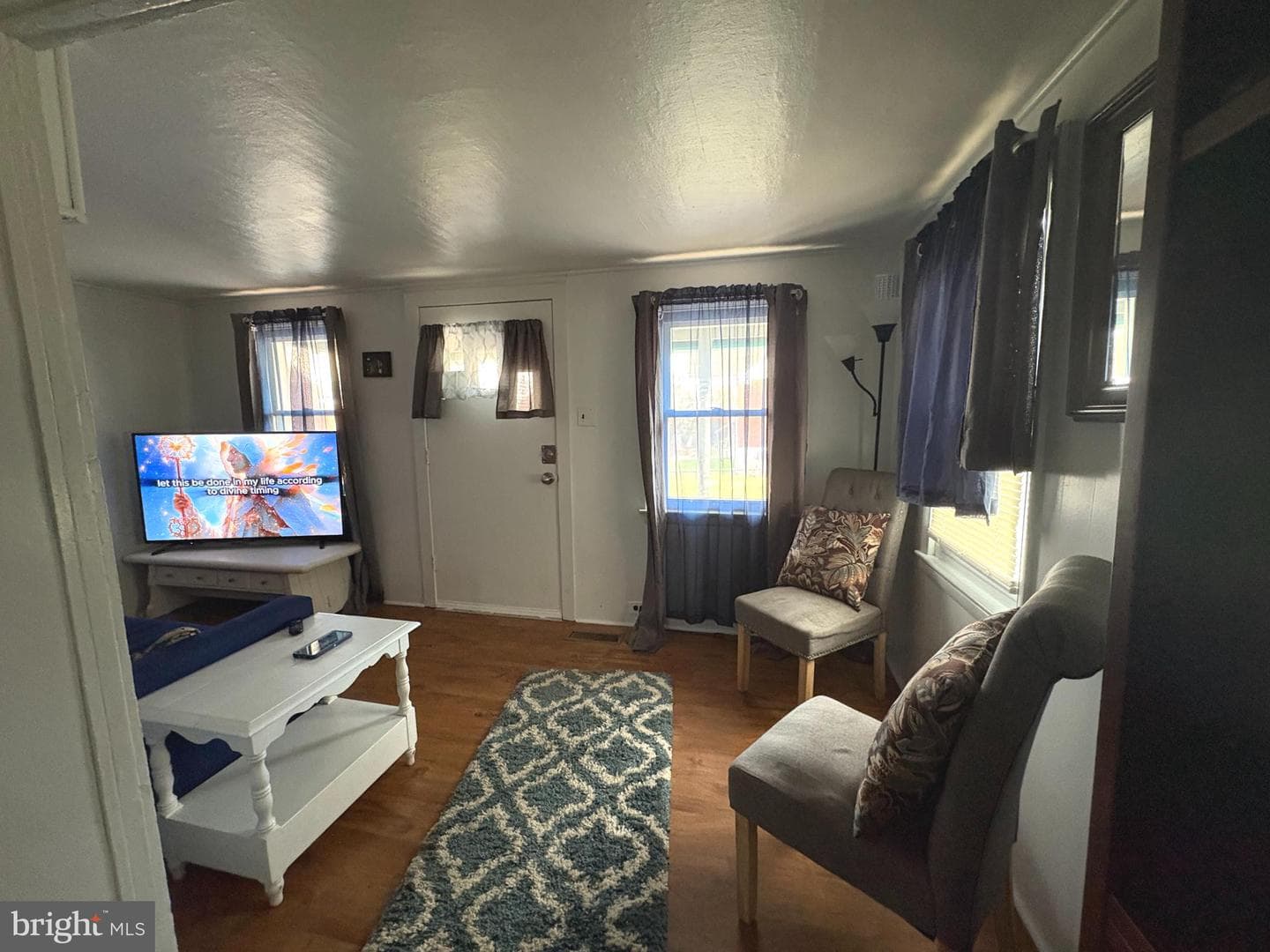 69 Palmer Avenue photo 3