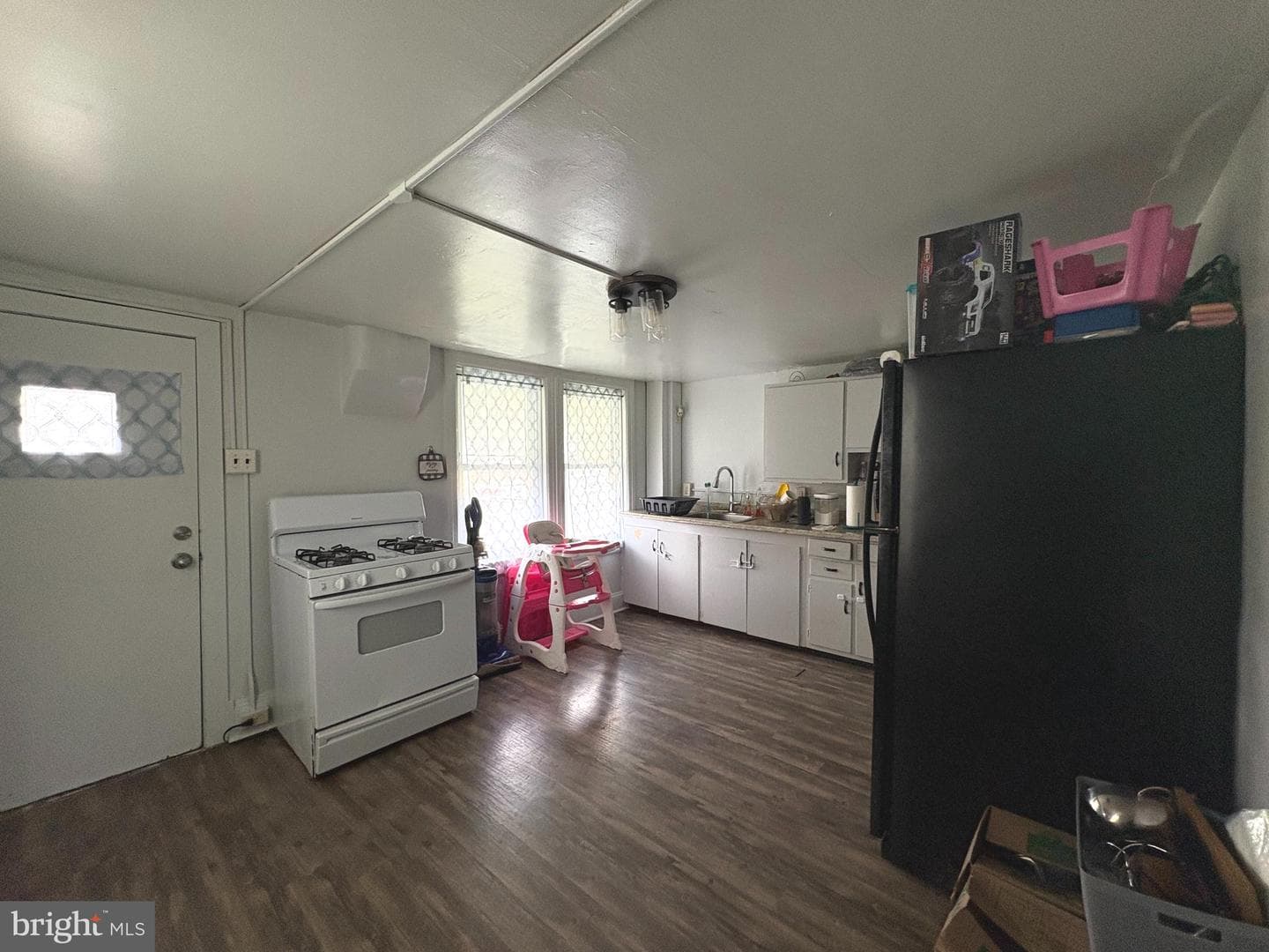 69 Palmer Avenue photo 6