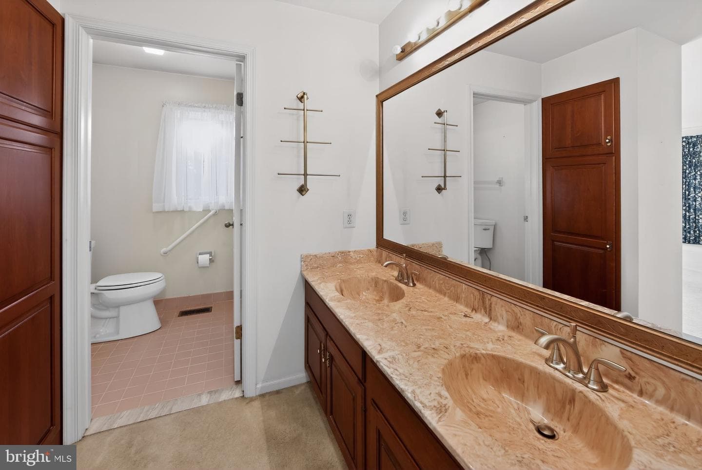 458 Eaton Way #458 photo 24